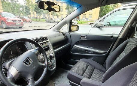 Honda Stream I рестайлинг, 2004 год, 750 000 рублей, 1 фотография