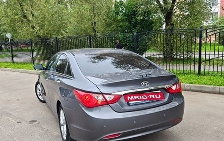 Hyundai Sonata VI, 2011 год, 1 050 000 рублей, 6 фотография