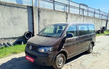 Volkswagen Caravelle T5, 2014 год, 1 490 000 рублей, 9 фотография