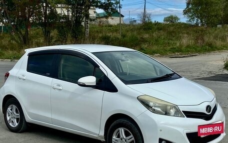 Toyota Vitz, 2012 год, 650 000 рублей, 4 фотография
