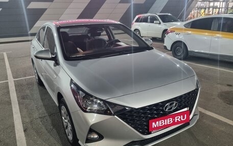 Hyundai Solaris II рестайлинг, 2021 год, 1 400 000 рублей, 3 фотография