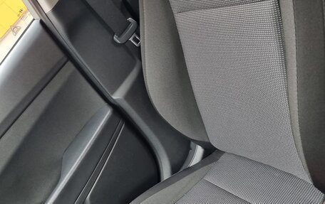 Hyundai Solaris II рестайлинг, 2021 год, 1 400 000 рублей, 10 фотография