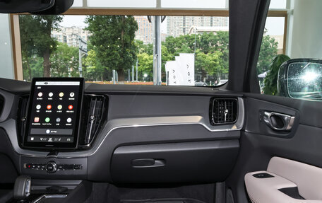 Volvo XC60 II, 2025 год, 5 204 477 рублей, 14 фотография