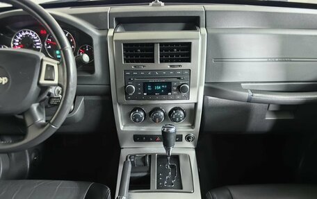 Jeep Cherokee, 2010 год, 1 299 000 рублей, 14 фотография