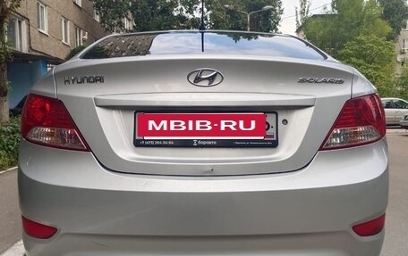 Hyundai Solaris II рестайлинг, 2011 год, 600 000 рублей, 3 фотография