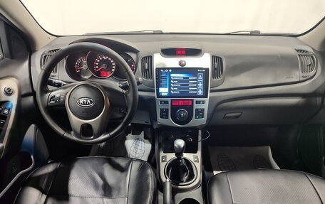 KIA Cerato III, 2009 год, 700 000 рублей, 15 фотография