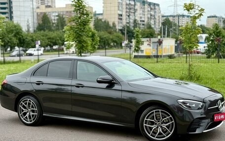 Mercedes-Benz E-Класс, 2020 год, 4 750 000 рублей, 1 фотография