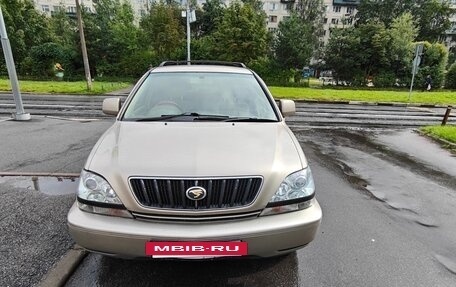 Toyota Harrier, 2001 год, 690 000 рублей, 4 фотография