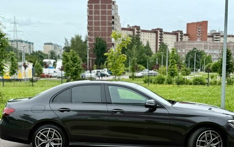 Mercedes-Benz E-Класс, 2020 год, 4 750 000 рублей, 3 фотография