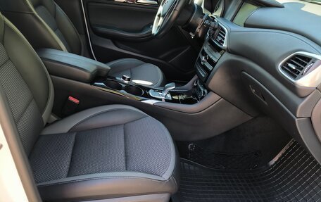 Infiniti QX30, 2018 год, 2 300 000 рублей, 5 фотография