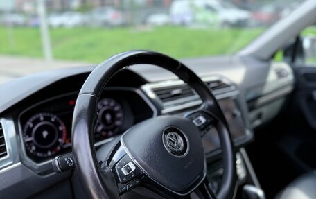 Volkswagen Tiguan II, 2018 год, 2 800 000 рублей, 12 фотография