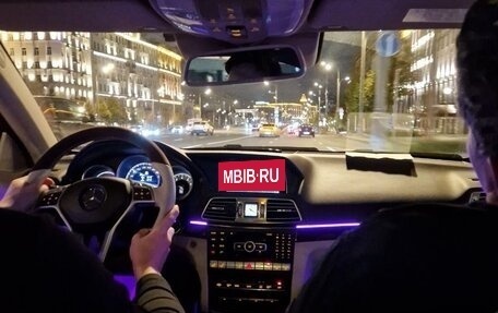 Mercedes-Benz E-Класс, 2013 год, 2 700 000 рублей, 14 фотография