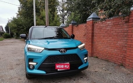 Toyota Raize I, 2020 год, 1 830 000 рублей, 2 фотография