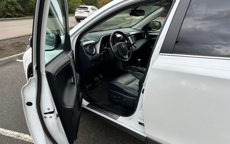 Toyota RAV4, 2018 год, 2 750 000 рублей, 7 фотография