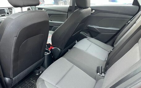 Hyundai Solaris II рестайлинг, 2018 год, 1 700 000 рублей, 6 фотография