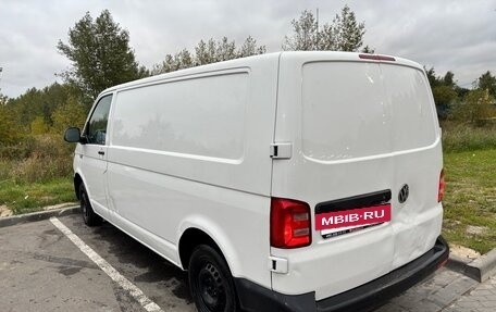 Volkswagen Transporter T6 рестайлинг, 2019 год, 2 150 000 рублей, 5 фотография