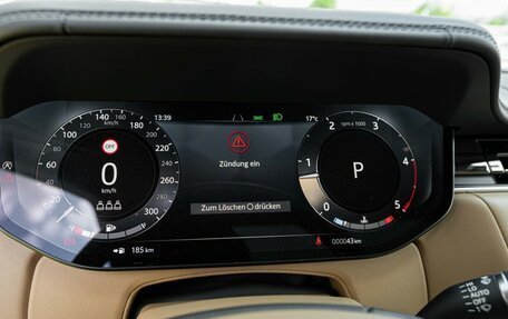 Land Rover Range Rover IV рестайлинг, 2025 год, 24 800 000 рублей, 17 фотография