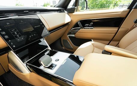 Land Rover Range Rover IV рестайлинг, 2025 год, 24 800 000 рублей, 16 фотография