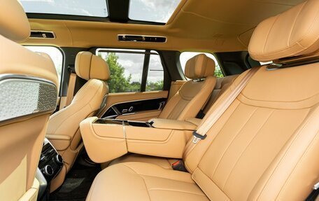 Land Rover Range Rover IV рестайлинг, 2025 год, 24 800 000 рублей, 24 фотография