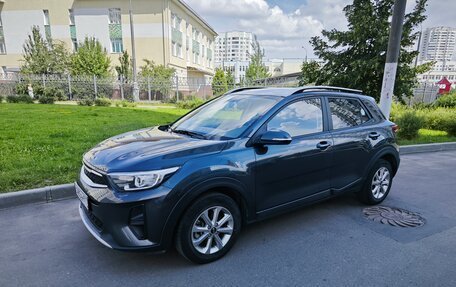 KIA Stonic, 2020 год, 1 750 000 рублей, 9 фотография