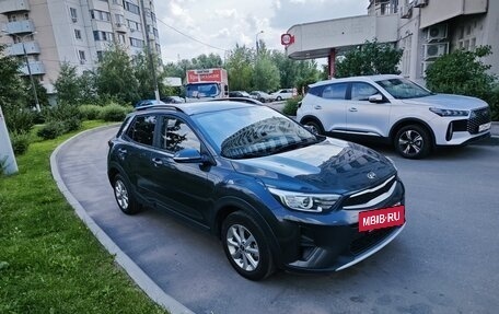 KIA Stonic, 2020 год, 1 750 000 рублей, 5 фотография