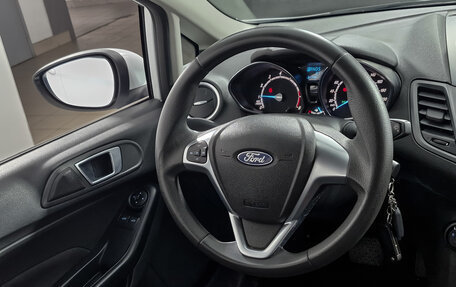 Ford Fiesta, 2015 год, 669 000 рублей, 16 фотография