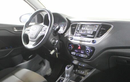 Hyundai Solaris II рестайлинг, 2018 год, 1 399 000 рублей, 14 фотография