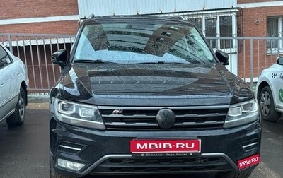 Volkswagen Tiguan II, 2020 год, 2 400 000 рублей, 1 фотография