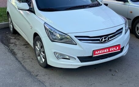 Hyundai Solaris II рестайлинг, 2016 год, 1 200 000 рублей, 1 фотография