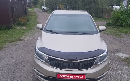 KIA Rio III рестайлинг, 2015 год, 1 100 000 рублей, 1 фотография