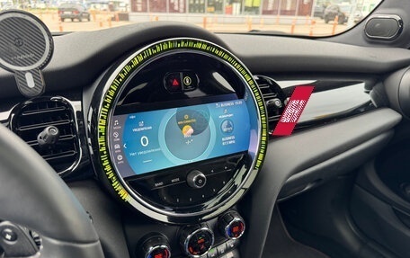 MINI Hatch, 2021 год, 3 700 000 рублей, 8 фотография