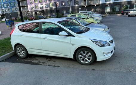 Hyundai Solaris II рестайлинг, 2016 год, 1 200 000 рублей, 2 фотография