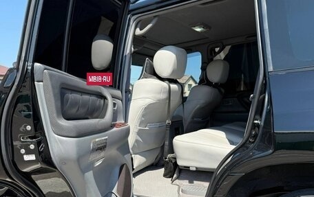 Toyota Land Cruiser 100 рестайлинг 2, 2001 год, 2 200 000 рублей, 12 фотография