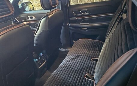 Ford Explorer VI, 2019 год, 3 100 000 рублей, 11 фотография