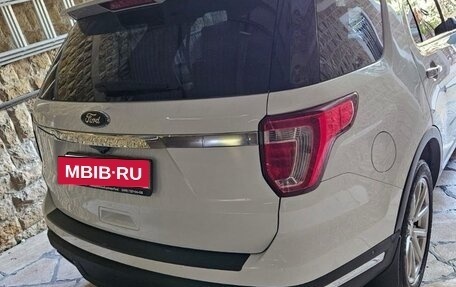 Ford Explorer VI, 2019 год, 3 100 000 рублей, 5 фотография