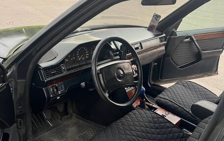 Mercedes-Benz E-Класс, 1992 год, 165 000 рублей, 1 фотография