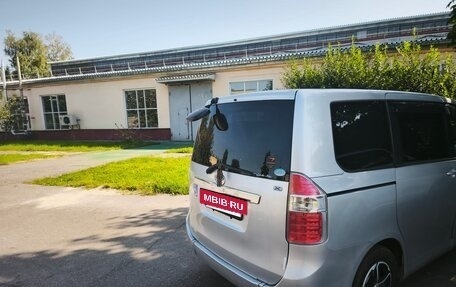 Toyota Noah III, 2008 год, 1 275 000 рублей, 14 фотография