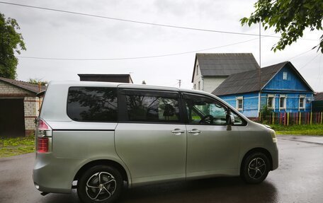 Toyota Noah III, 2008 год, 1 275 000 рублей, 21 фотография