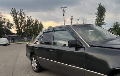 Mercedes-Benz E-Класс, 1992 год, 165 000 рублей, 4 фотография