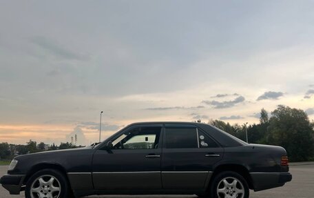 Mercedes-Benz E-Класс, 1992 год, 165 000 рублей, 6 фотография