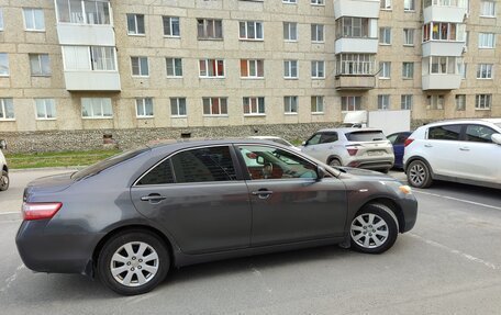 Toyota Camry, 2007 год, 1 150 000 рублей, 2 фотография