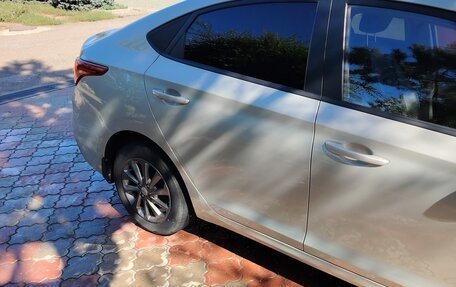 Hyundai Solaris II рестайлинг, 2019 год, 1 650 000 рублей, 4 фотография