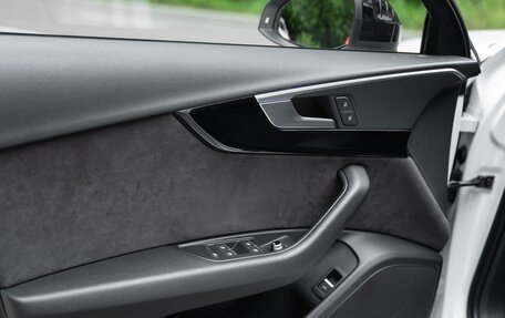 Audi A4, 2016 год, 2 550 000 рублей, 7 фотография