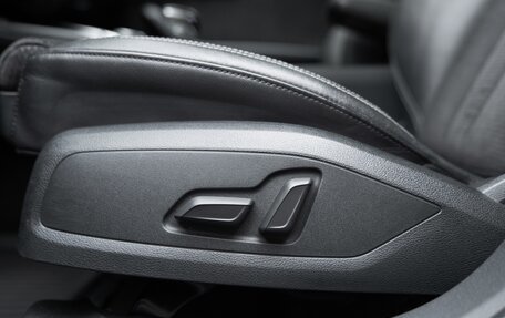 Audi A4, 2016 год, 2 550 000 рублей, 8 фотография