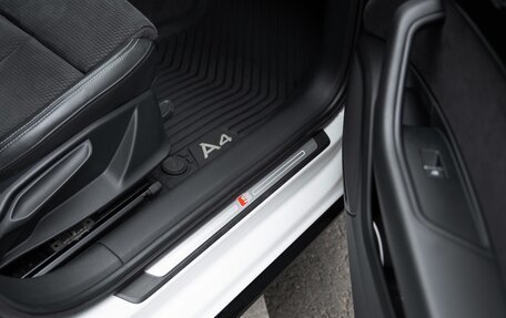 Audi A4, 2016 год, 2 550 000 рублей, 14 фотография