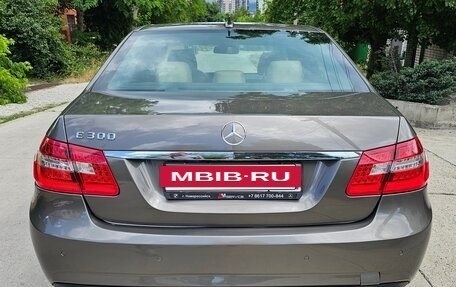 Mercedes-Benz E-Класс, 2009 год, 1 790 000 рублей, 21 фотография