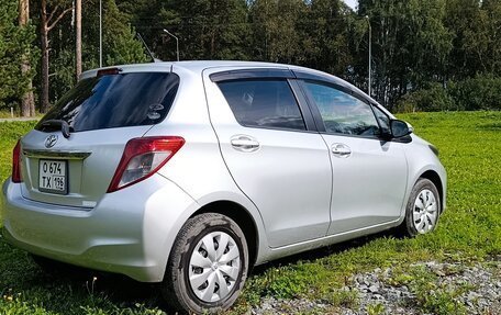 Toyota Vitz, 2011 год, 690 000 рублей, 5 фотография