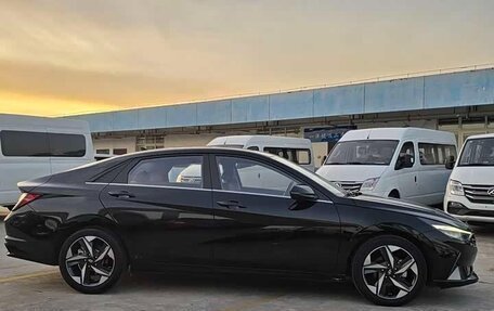 Hyundai Elantra, 2022 год, 1 365 000 рублей, 7 фотография
