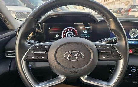 Hyundai Elantra, 2022 год, 1 365 000 рублей, 11 фотография