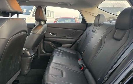 Hyundai Elantra, 2022 год, 1 365 000 рублей, 16 фотография